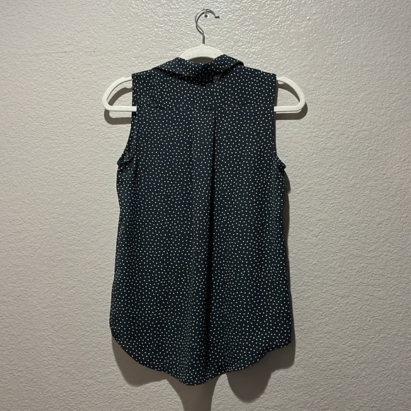 Ann Taylor LOFT anchor print Sleeveless Blouse V Neck Career Business Size XS - Picture 7 of 8